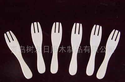 匠心巧制，樂趣無限 探秘中國制造交易網上的木制玩具廚房用具